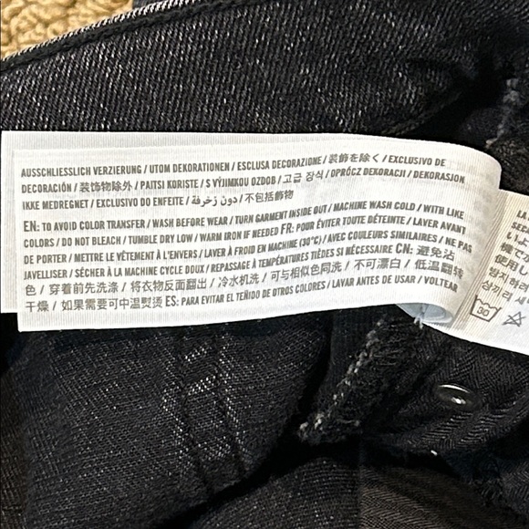 Abercrombie & Fitch The Skinny High Rise Jeans size 33 Black Wash Split Seams - Picture 8 of 14